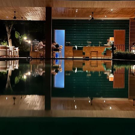 Sanglung Villas & Suites Kubutambahan  Dış mekan fotoğraf