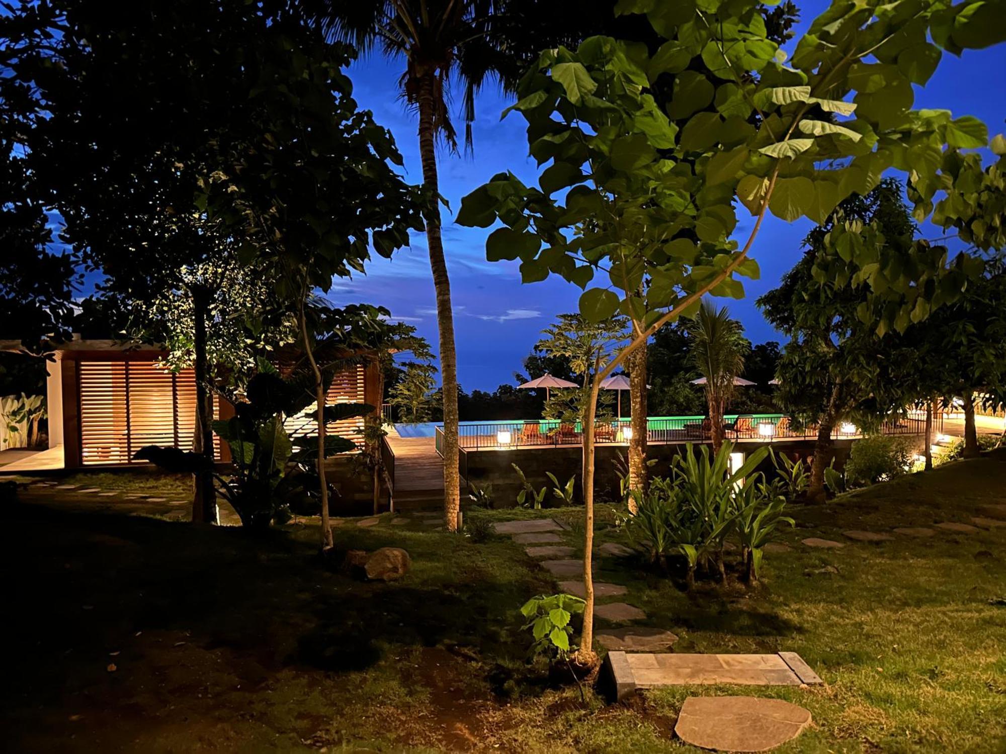 Sanglung Villas & Suites Kubutambahan  Dış mekan fotoğraf