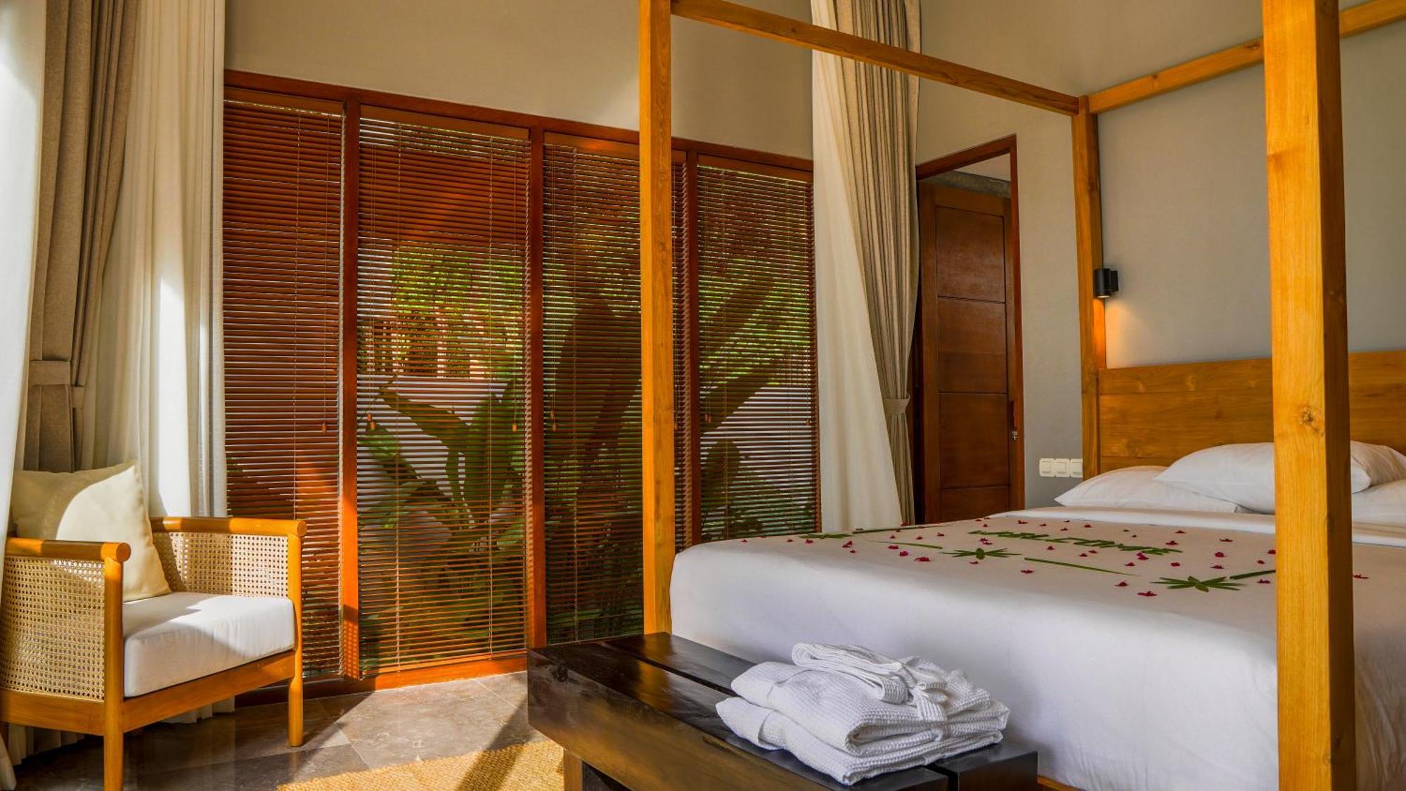 Sanglung Villas & Suites Kubutambahan  Oda fotoğraf