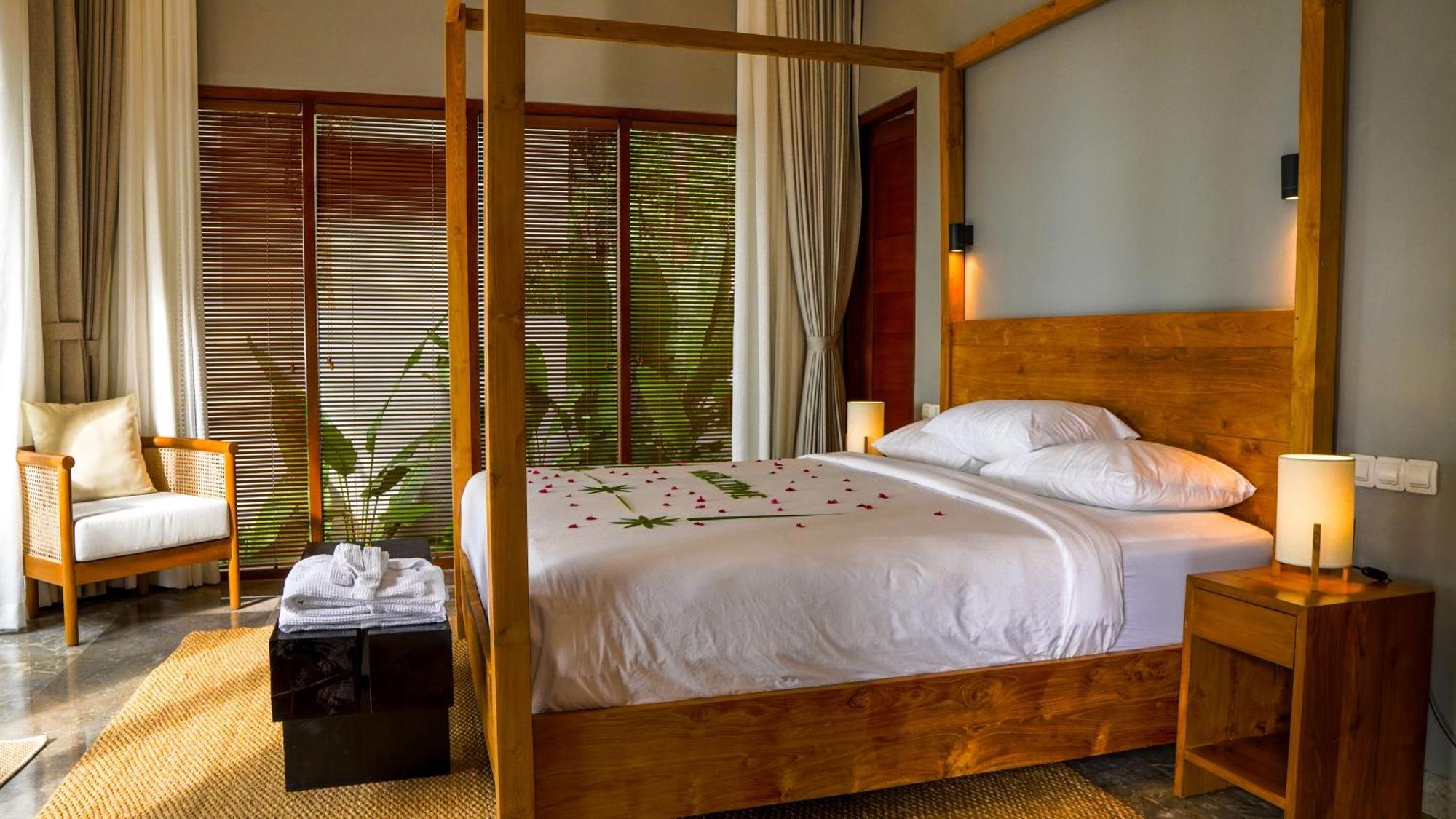 Sanglung Villas & Suites Kubutambahan  Oda fotoğraf